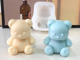 Molde silicona osito con corazones en los pies 